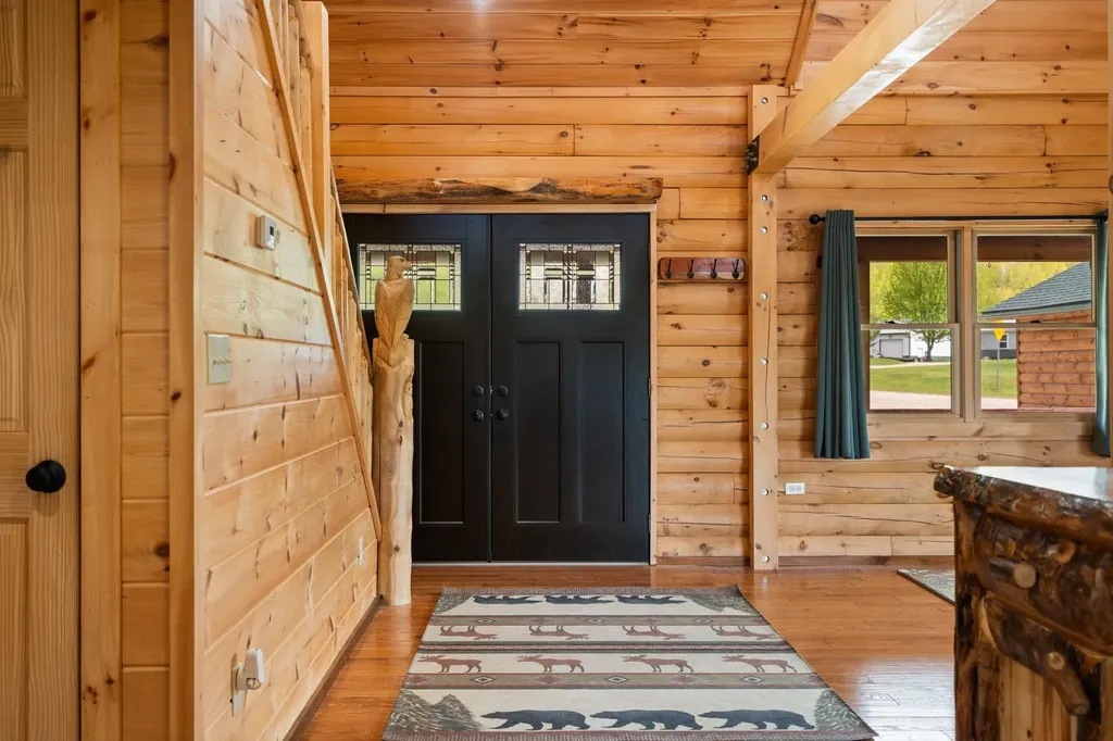 103 Arbutus Drive Clam Lake Township MI 49601