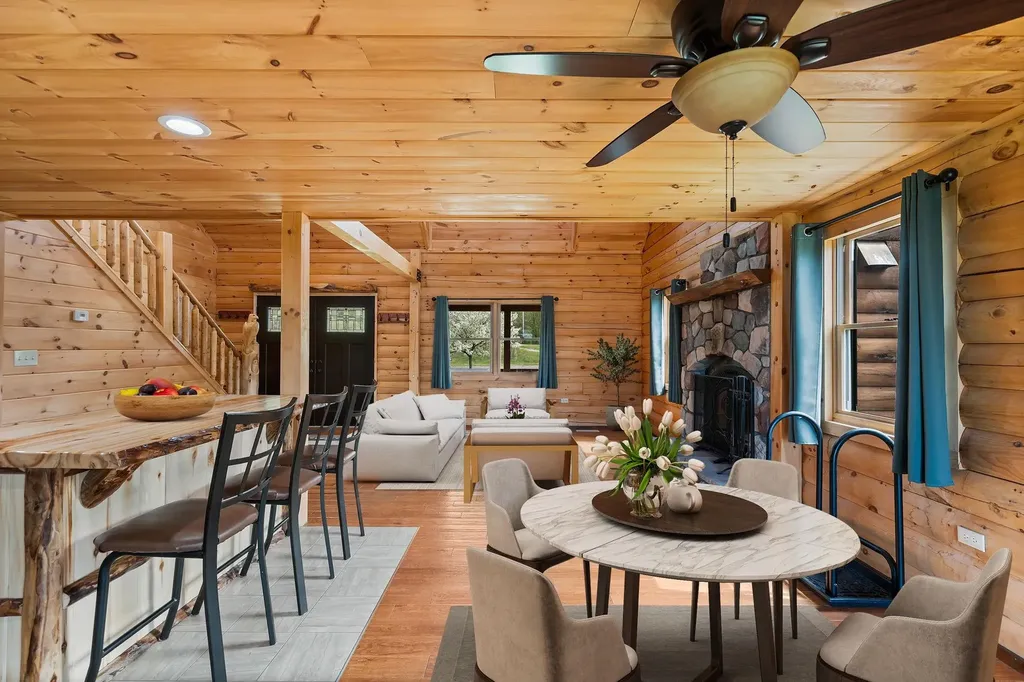 103 Arbutus Drive Clam Lake Township MI 49601