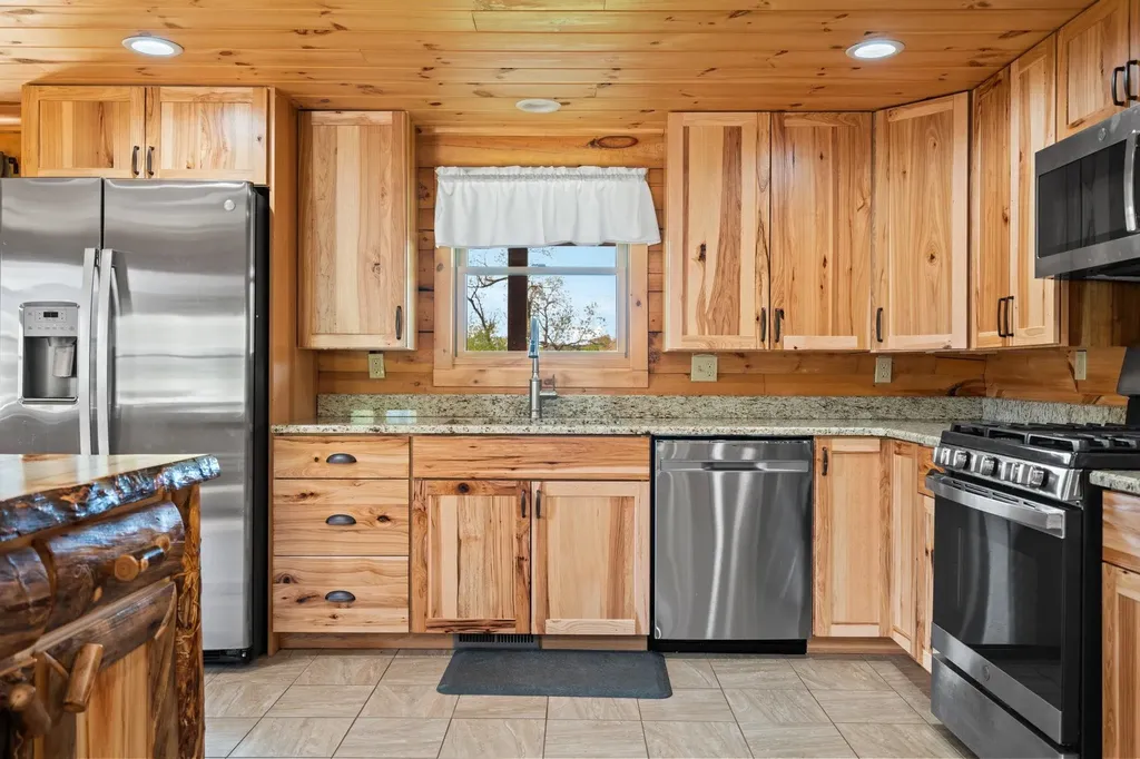 103 Arbutus Drive Clam Lake Township MI 49601