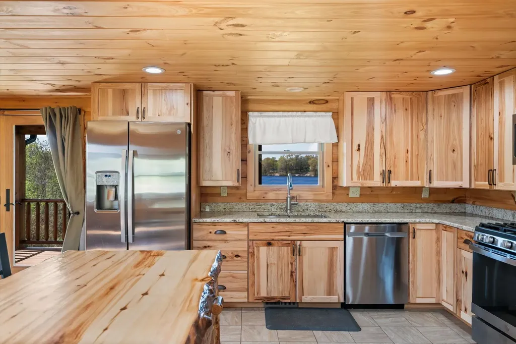 103 Arbutus Drive Clam Lake Township MI 49601