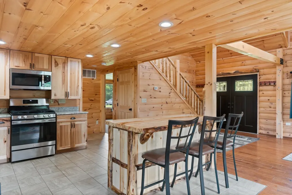 103 Arbutus Drive Clam Lake Township MI 49601