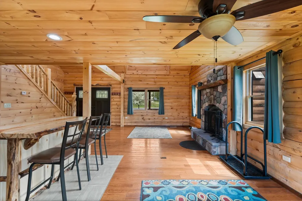 103 Arbutus Drive Clam Lake Township MI 49601