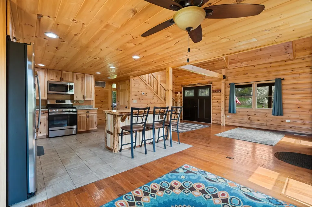 103 Arbutus Drive Clam Lake Township MI 49601
