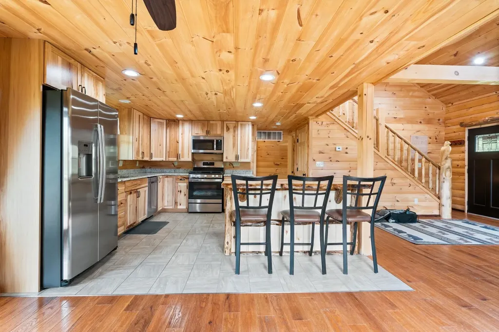 103 Arbutus Drive Clam Lake Township MI 49601