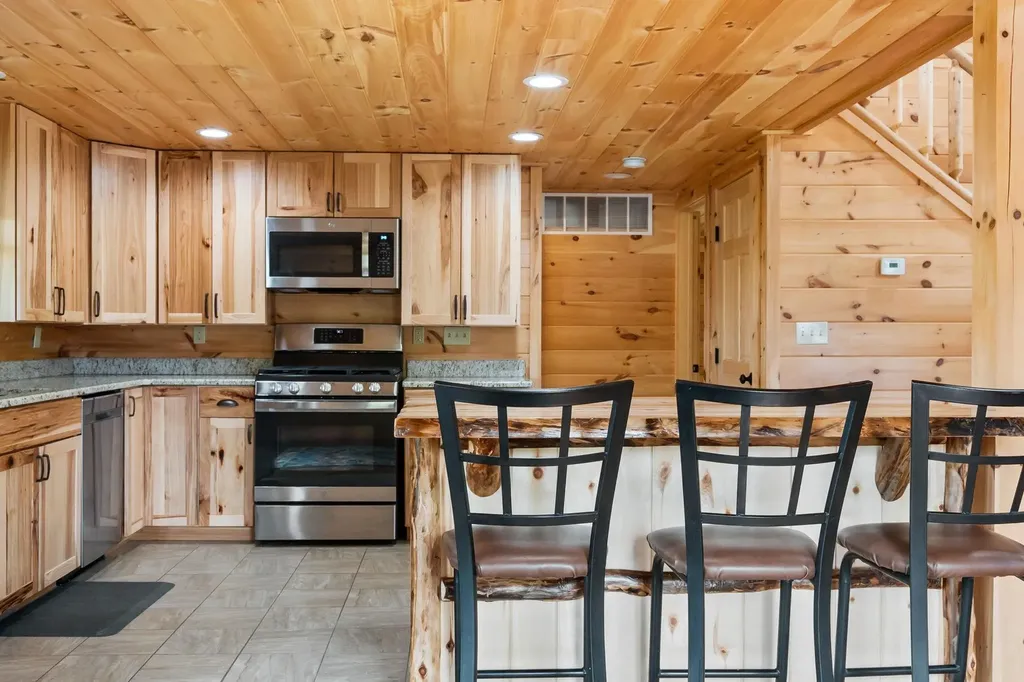 103 Arbutus Drive Clam Lake Township MI 49601
