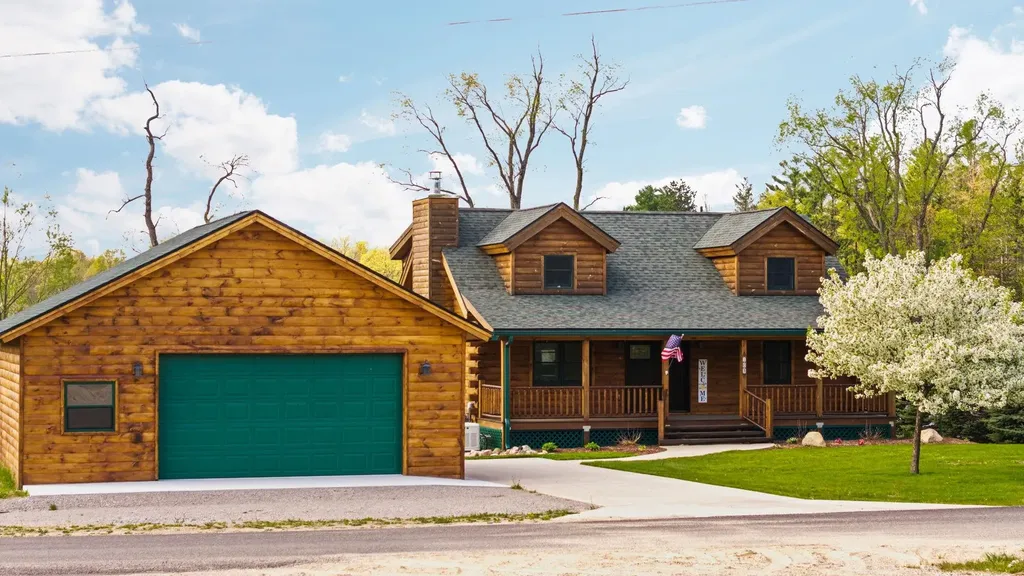 103 Arbutus Drive Clam Lake Township MI 49601