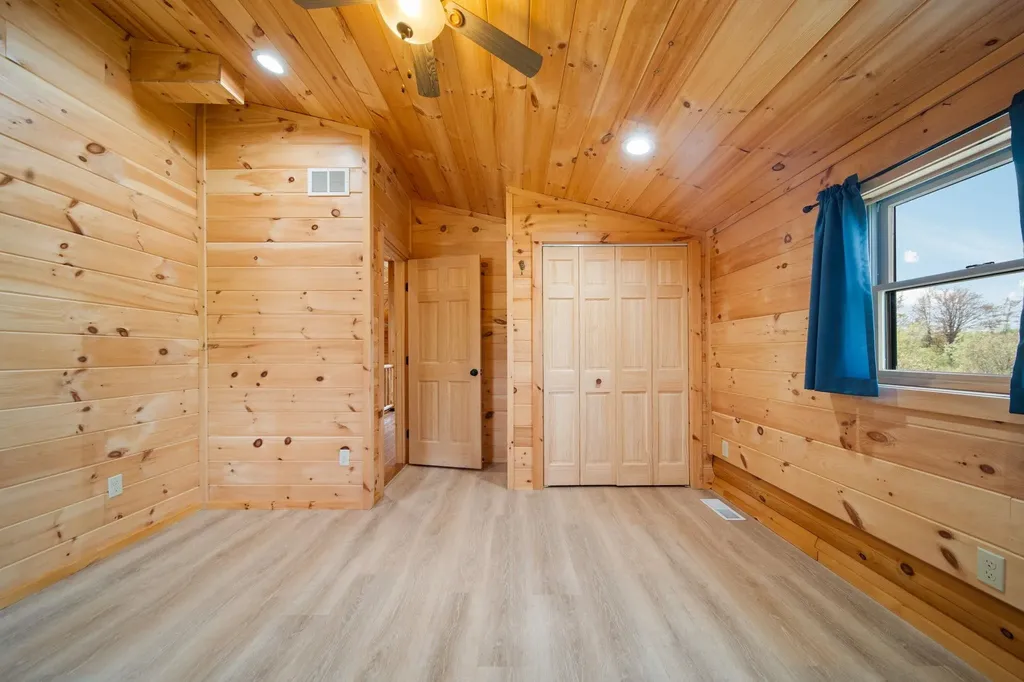 103 Arbutus Drive Clam Lake Township MI 49601