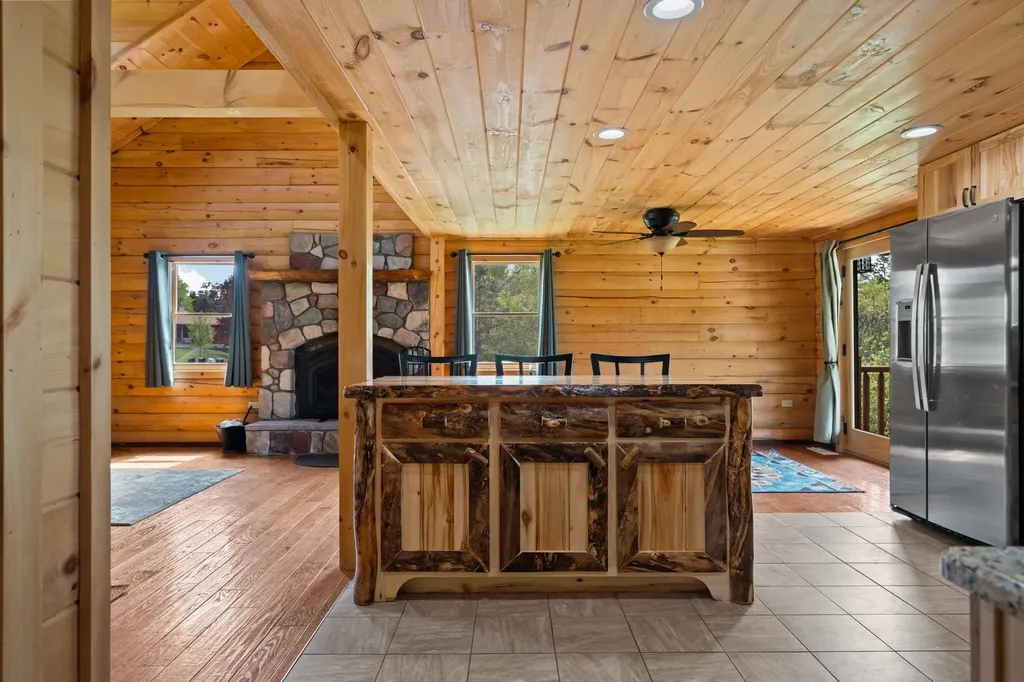 103 Arbutus Drive Clam Lake Township MI 49601