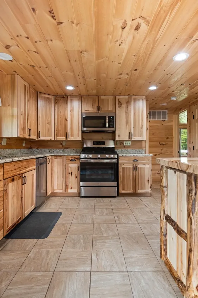 103 Arbutus Drive Clam Lake Township MI 49601