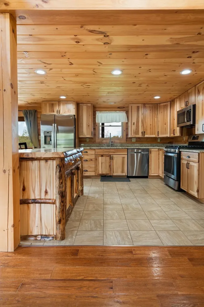 103 Arbutus Drive Clam Lake Township MI 49601