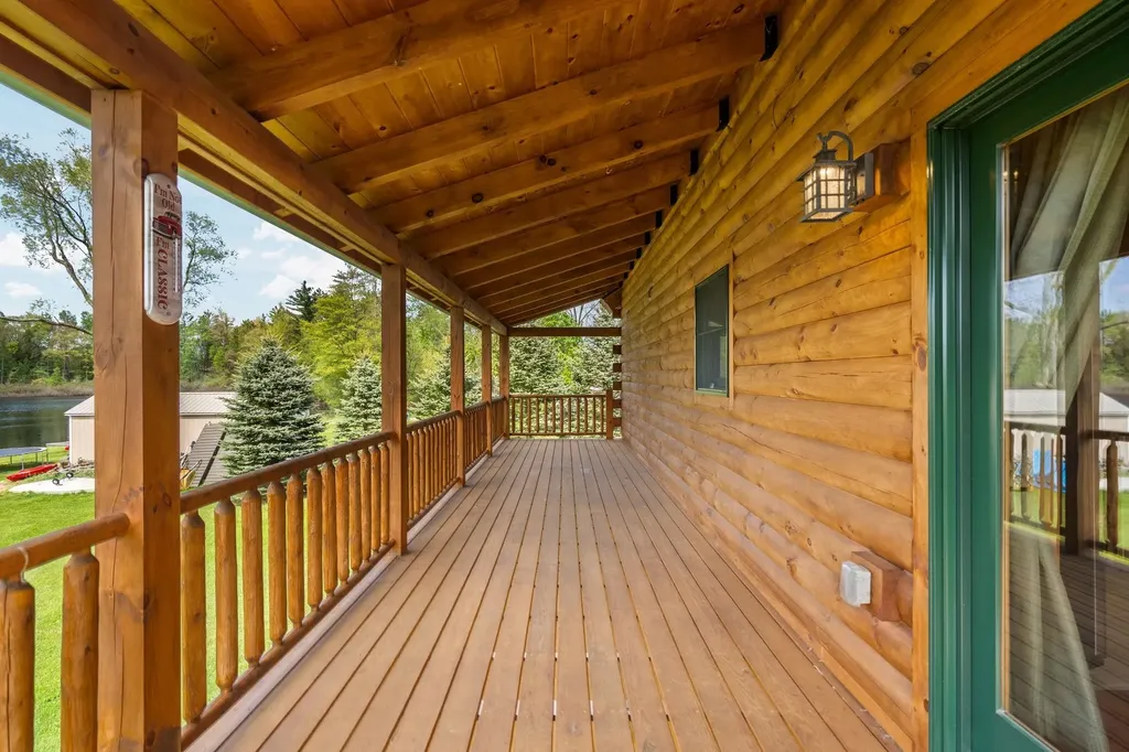 103 Arbutus Drive Clam Lake Township MI 49601