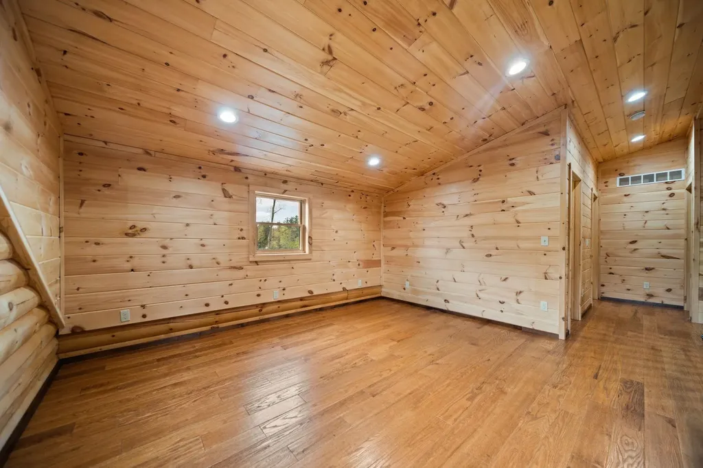 103 Arbutus Drive Clam Lake Township MI 49601