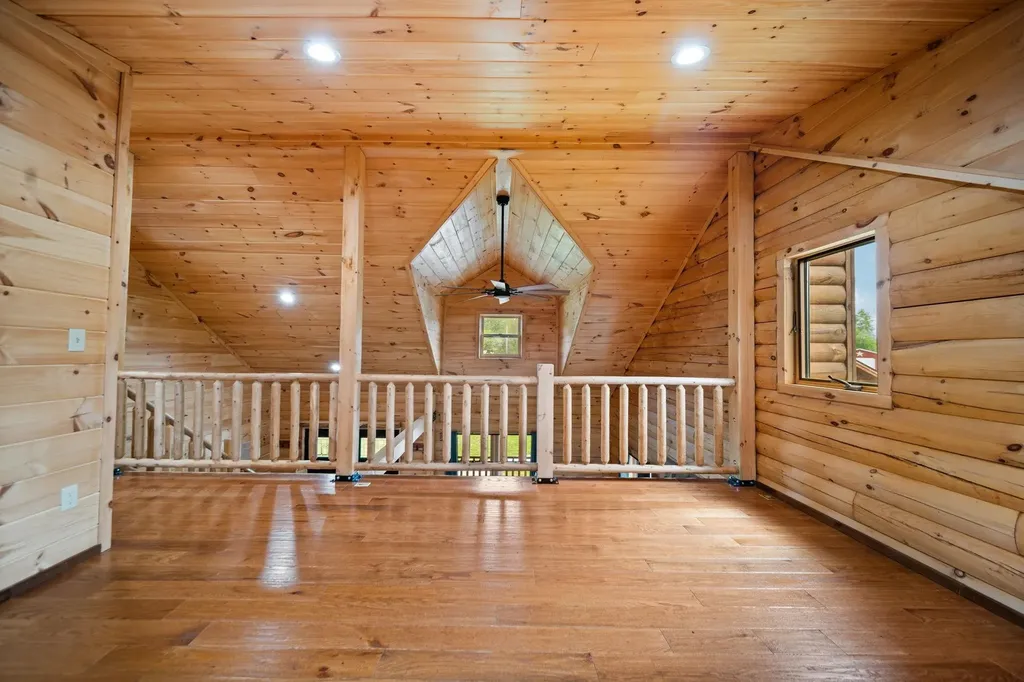 103 Arbutus Drive Clam Lake Township MI 49601