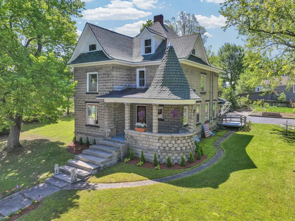 413 W Main Street Manton City MI 49663