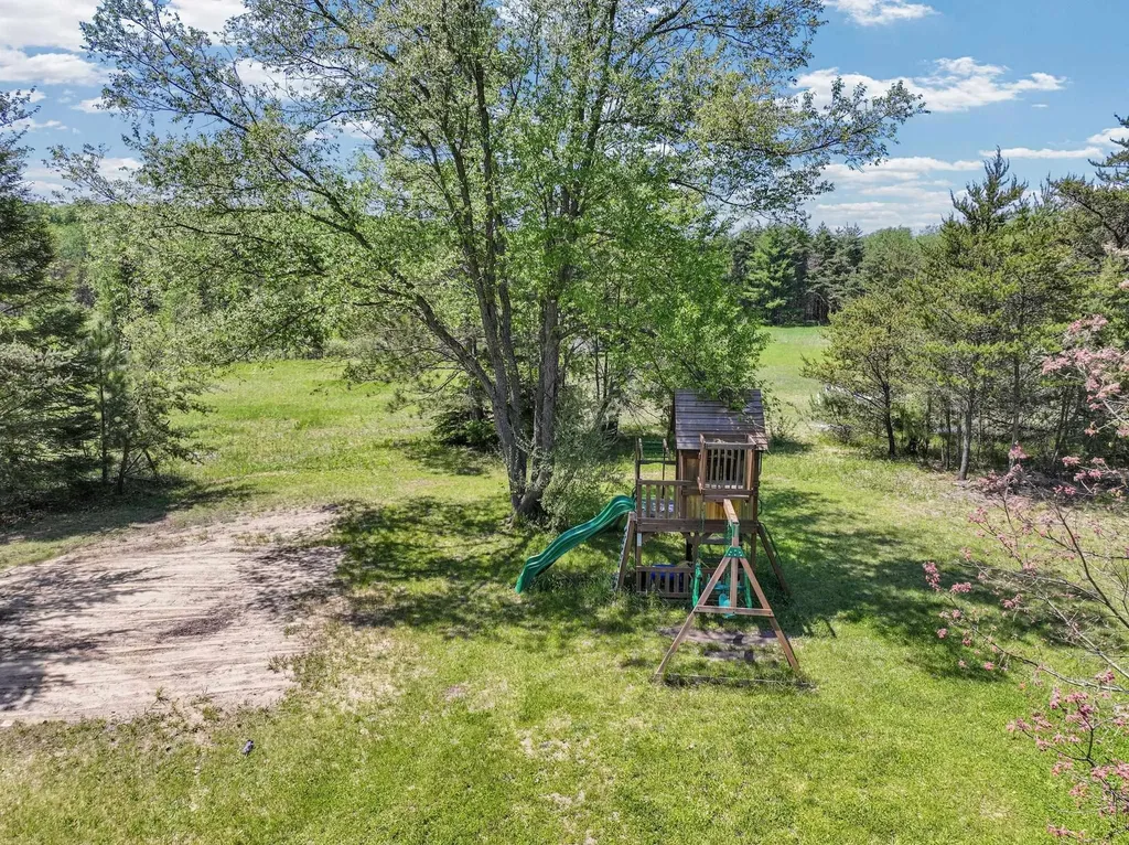 9330 E 10 1/2 Road Liberty Township MI 49663