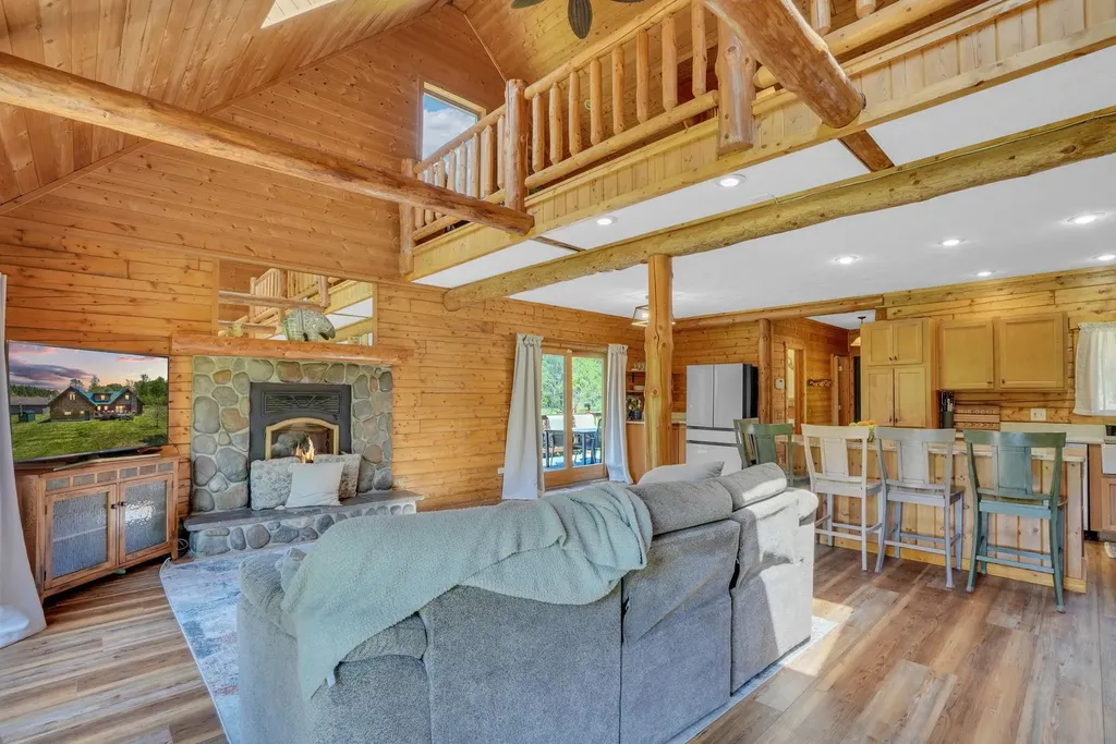 9330 E 10 1/2 Road Liberty Township MI 49663