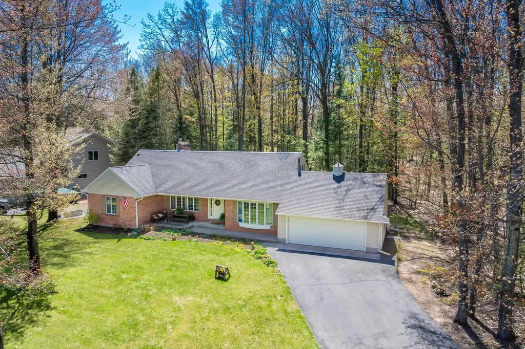 9191 E Tottenham Drive Traverse City City MI 49685