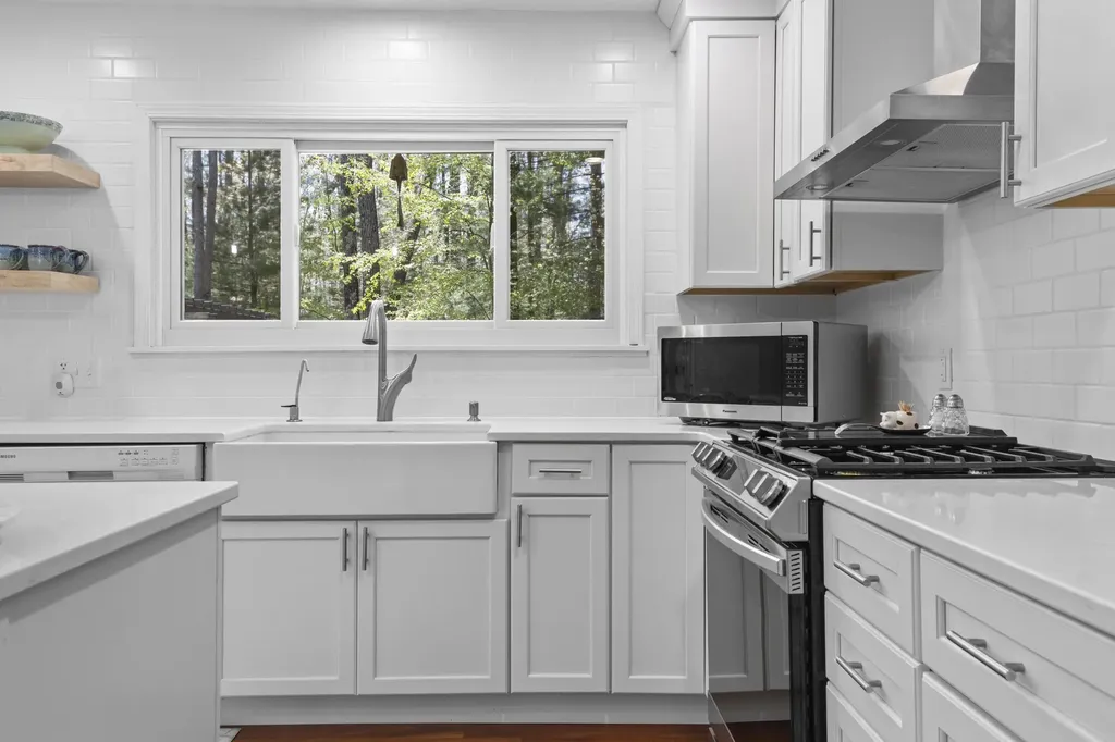9191 E Tottenham Drive Traverse City City MI 49685