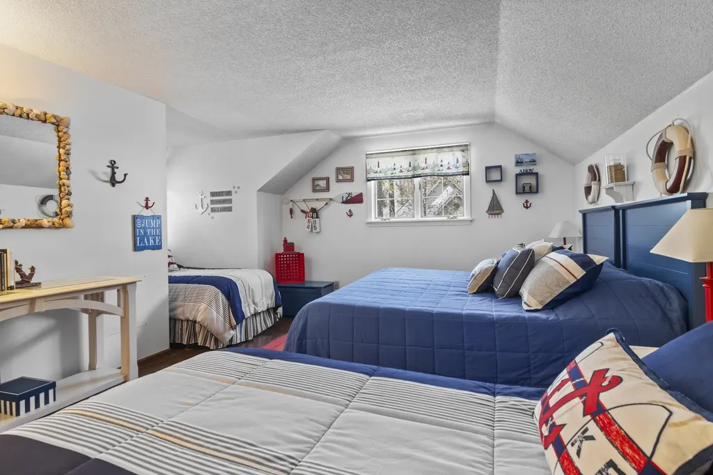9191 E Tottenham Drive Traverse City City MI 49685
