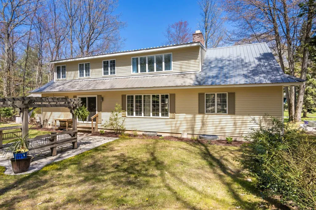 9191 E Tottenham Drive Traverse City City MI 49685