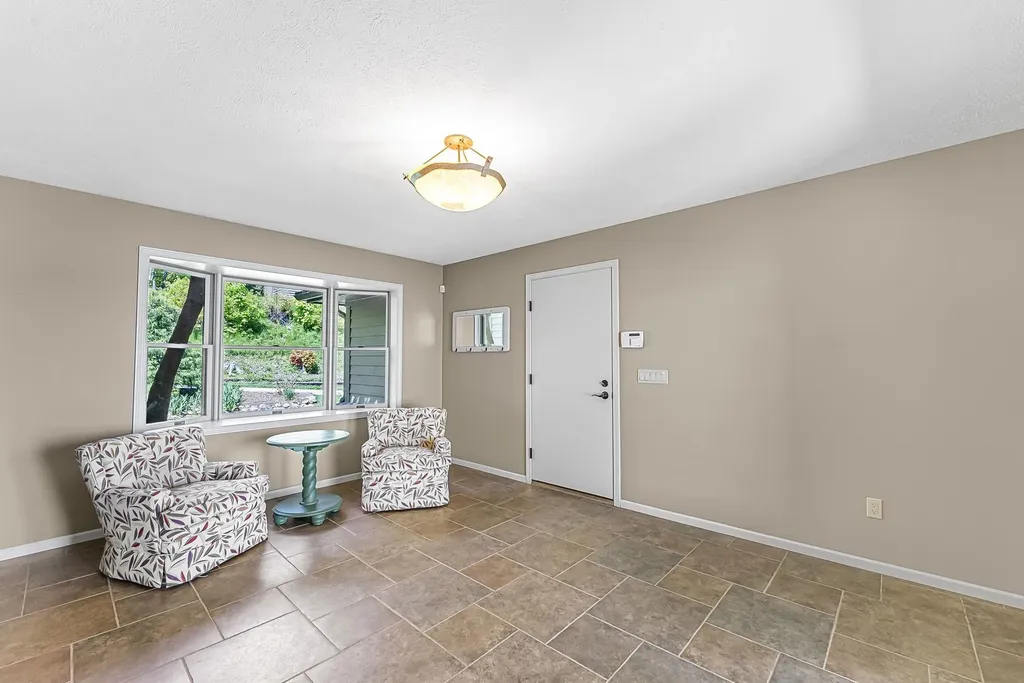 17744 Smokey Hollow Road Peninsula Township MI 49686