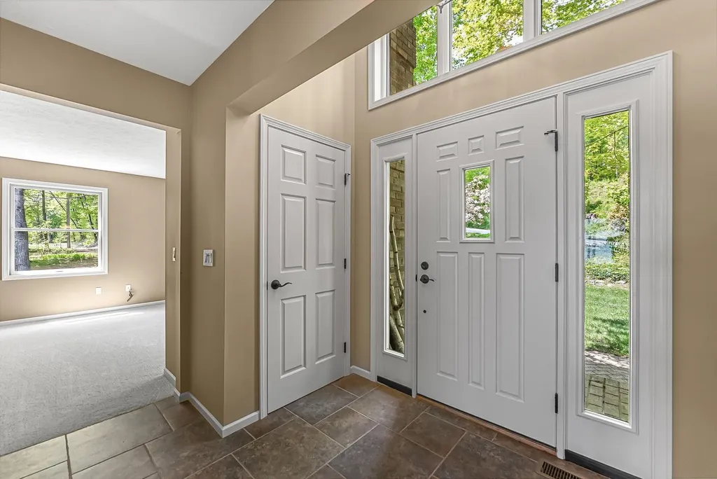 17744 Smokey Hollow Road Peninsula Township MI 49686
