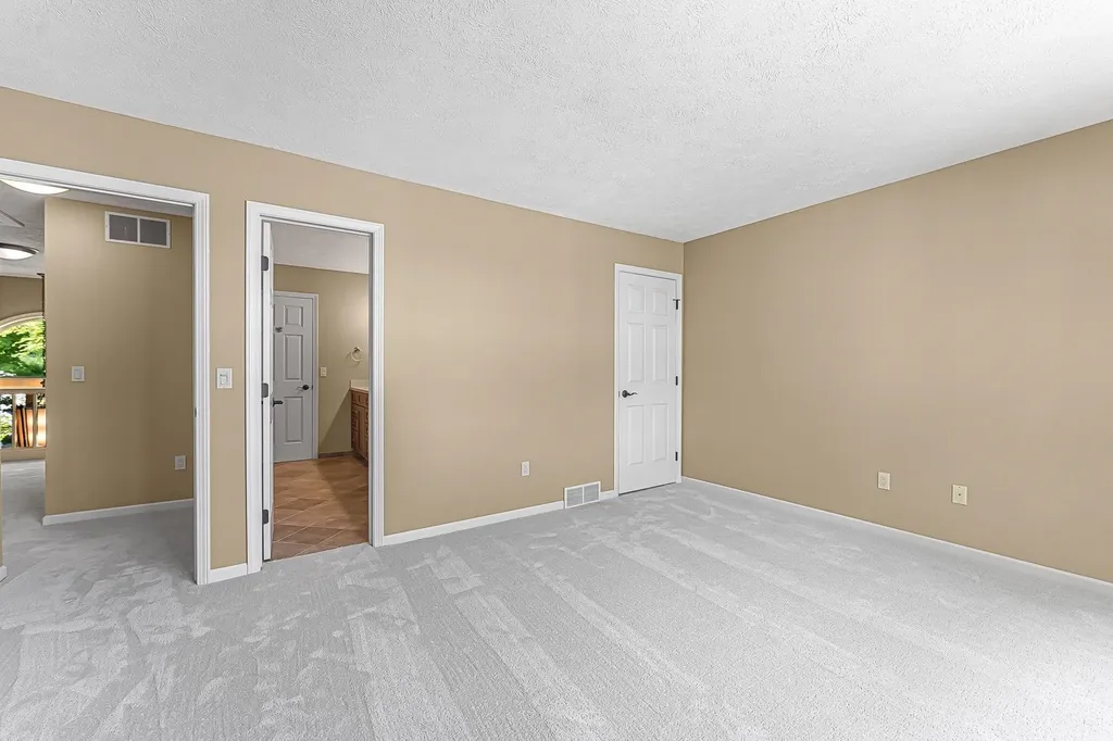 17744 Smokey Hollow Road Peninsula Township MI 49686