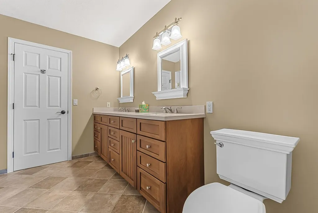 17744 Smokey Hollow Road Peninsula Township MI 49686