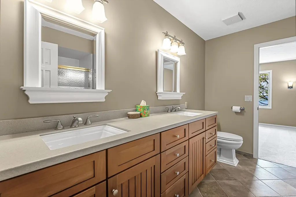 17744 Smokey Hollow Road Peninsula Township MI 49686