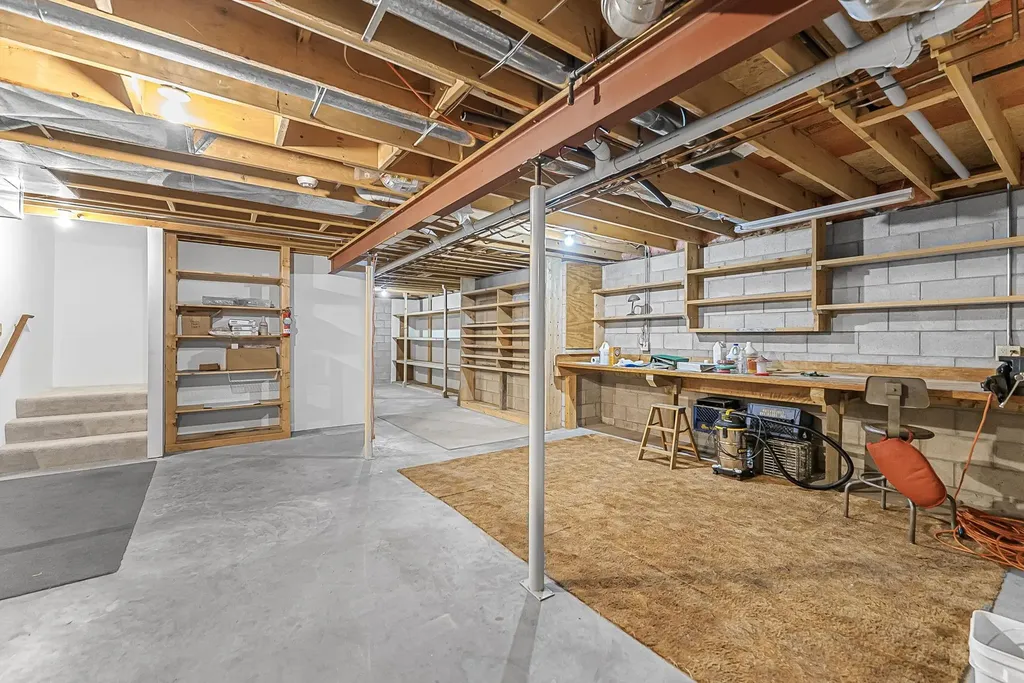 17744 Smokey Hollow Road Peninsula Township MI 49686