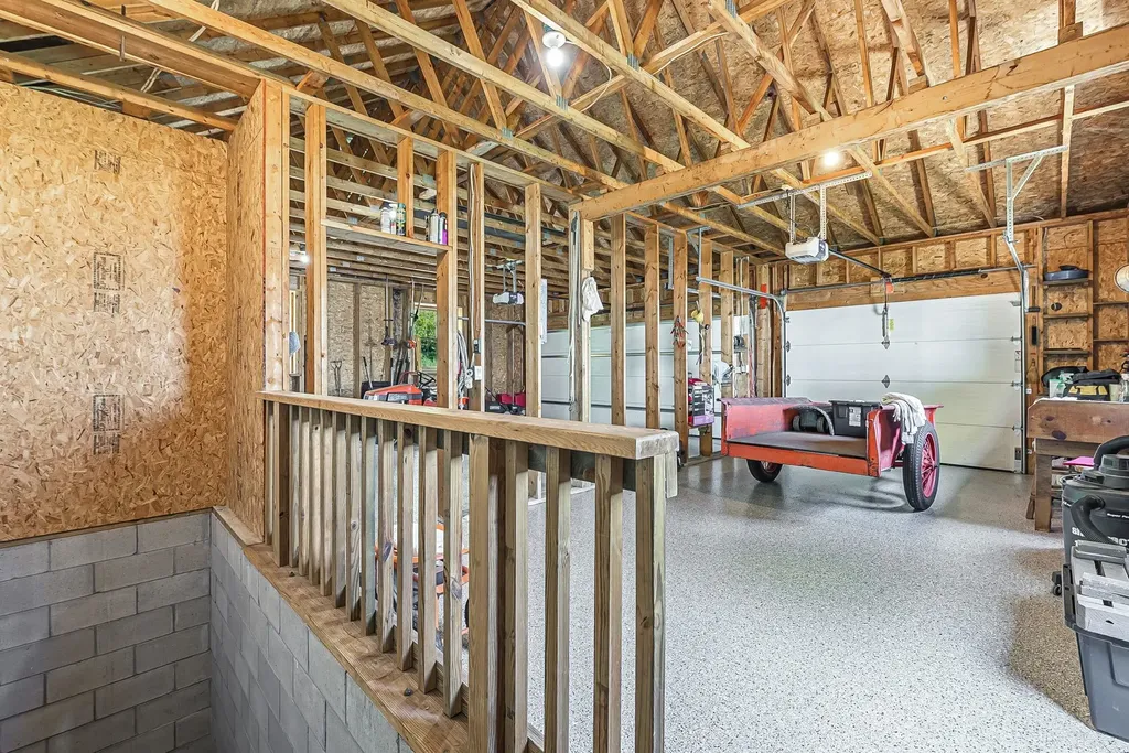 17744 Smokey Hollow Road Peninsula Township MI 49686