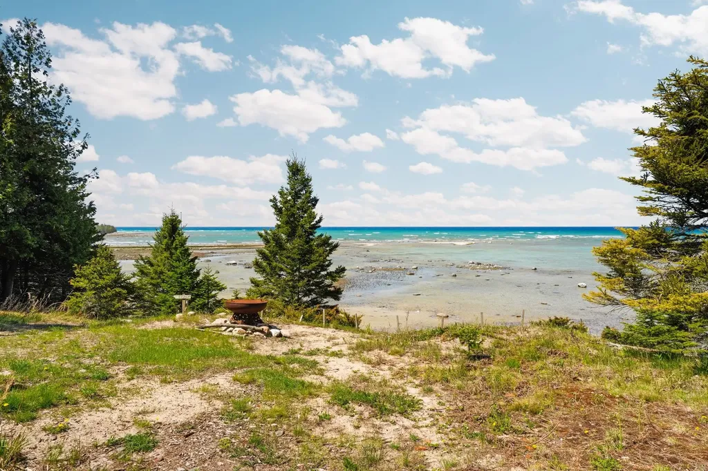 33171 Mrs Reddings Trail Peaine Township MI 49782