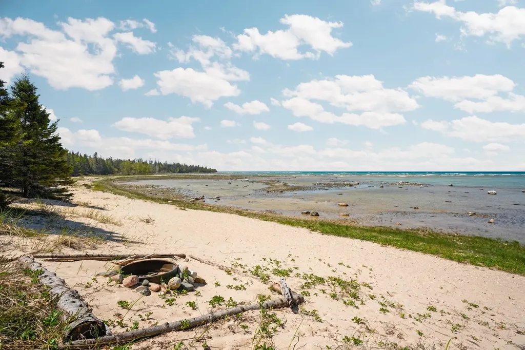33171 Mrs Reddings Trail Peaine Township MI 49782