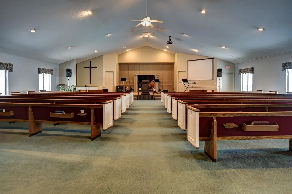 4050 Barnes Road Garfield Charter Township MI 49684