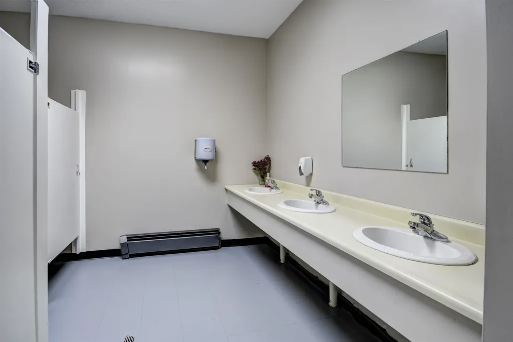4050 Barnes Road Garfield Charter Township MI 49684