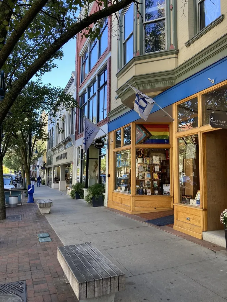 118 E Front Street Traverse City City MI 49684