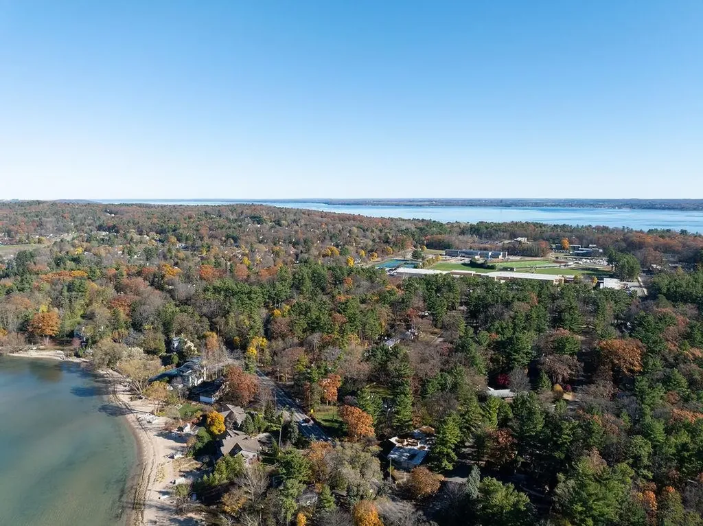 1242 Randall Court Traverse City City MI 49686