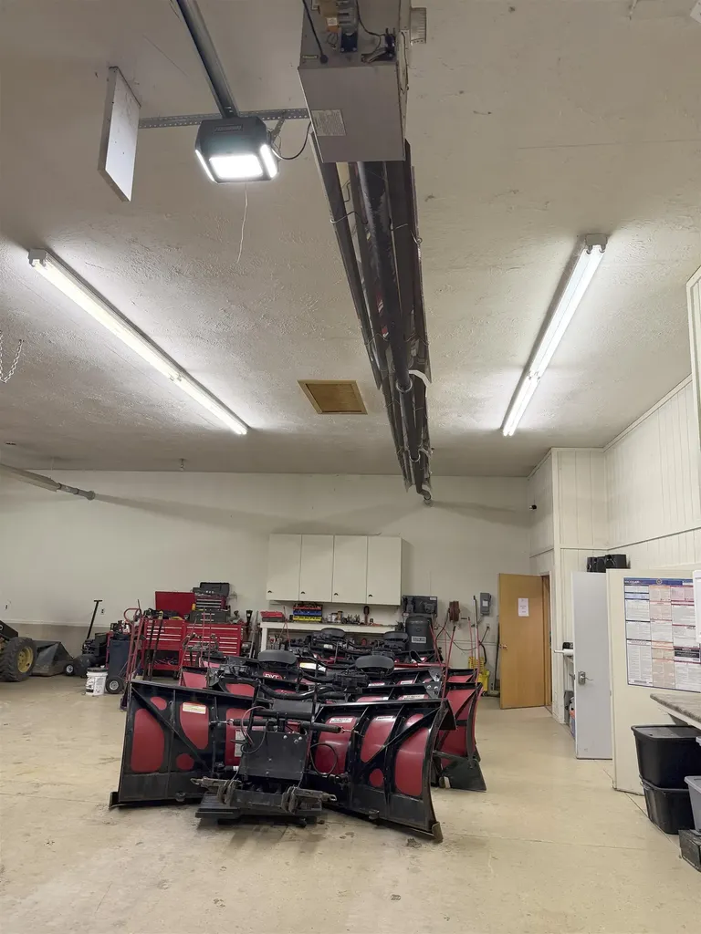 11428 S Us-31 Elk Rapids Township MI 49690