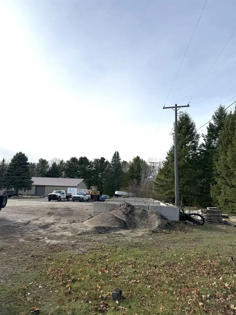 11428 S Us-31 Elk Rapids Township MI 49690