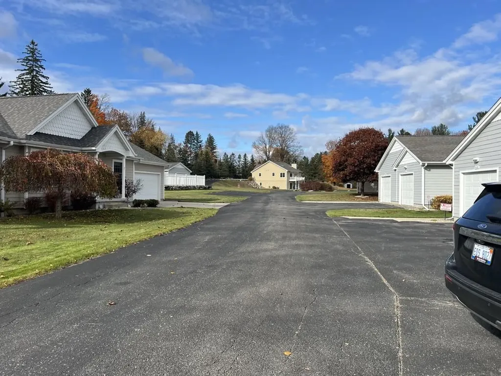2819 West Shore Drive Central Lake Township MI 49622