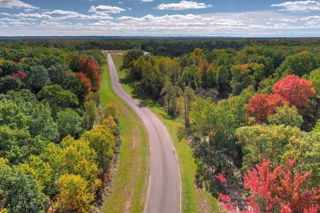 1647 Mary Lou Manor Green Lake Township MI 49643