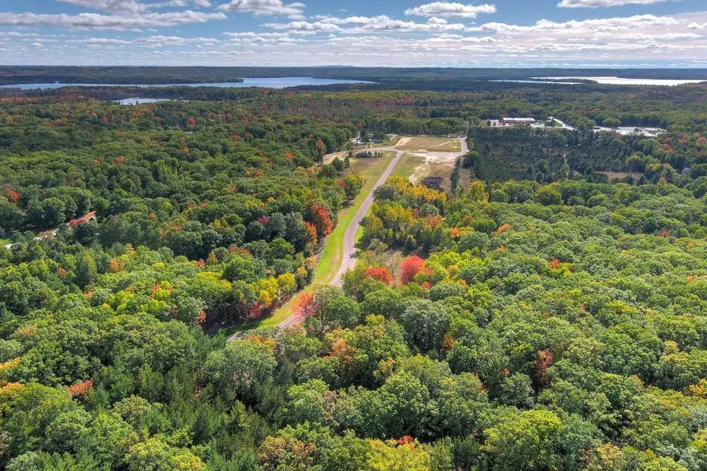 1647 Mary Lou Manor Green Lake Township MI 49643