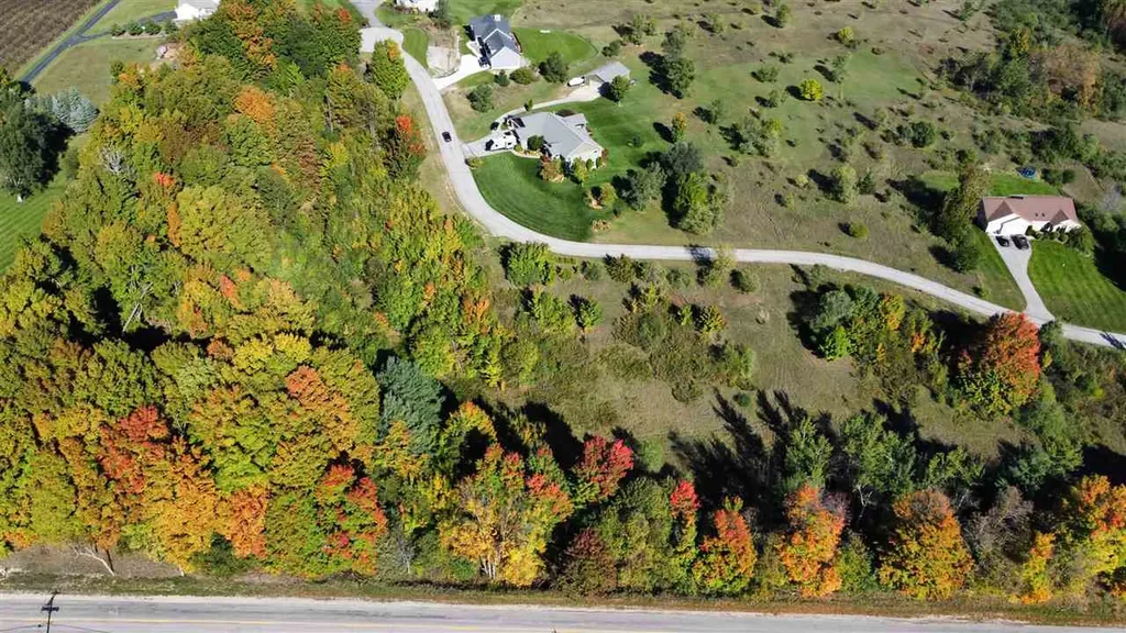 0 Palaestrum Road Whitewater Township MI 49690