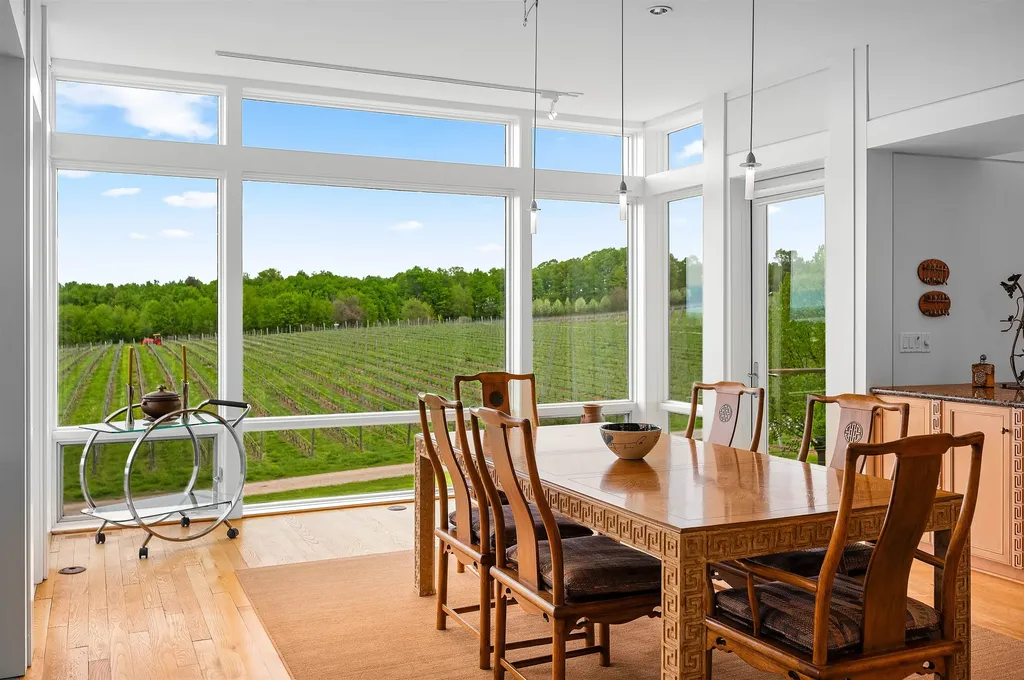 2721 Nelson Road Peninsula Township MI 49686