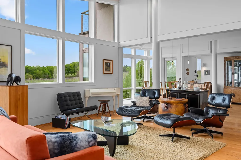 2721 Nelson Road Peninsula Township MI 49686