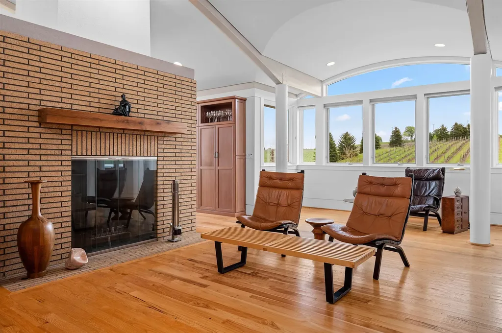 2721 Nelson Road Peninsula Township MI 49686