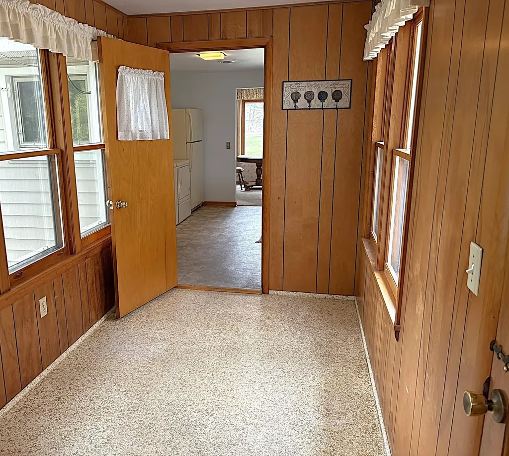 8921 Us-31 Green Lake Township MI 49637