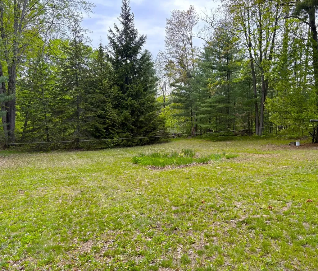 8921 Us-31 Green Lake Township MI 49637