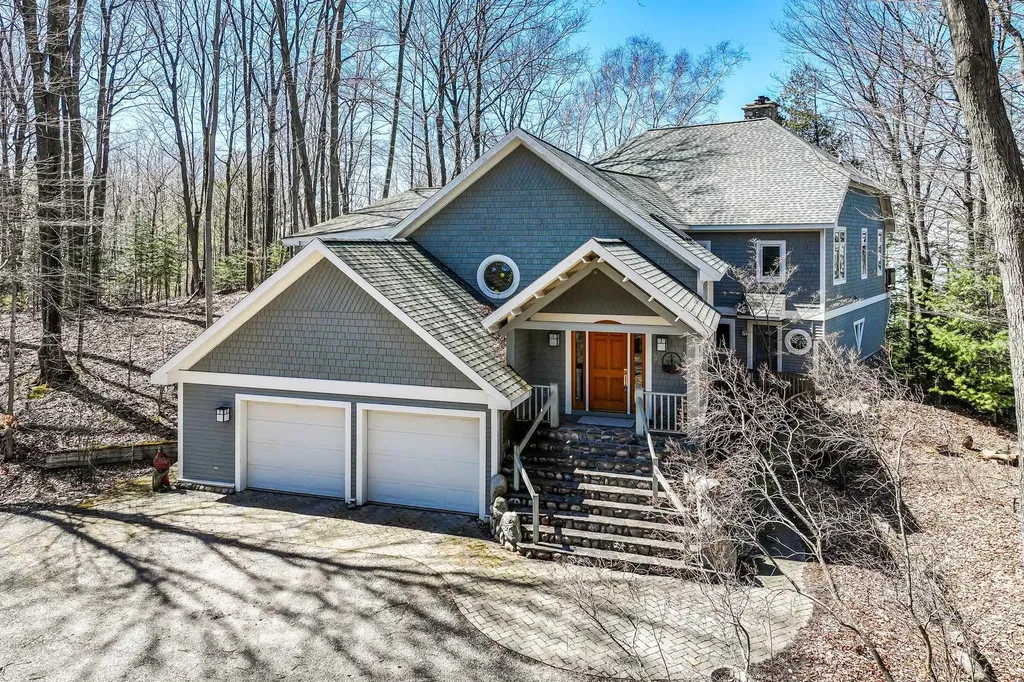 1995 San Marino Trail Torch Lake Township MI 49648