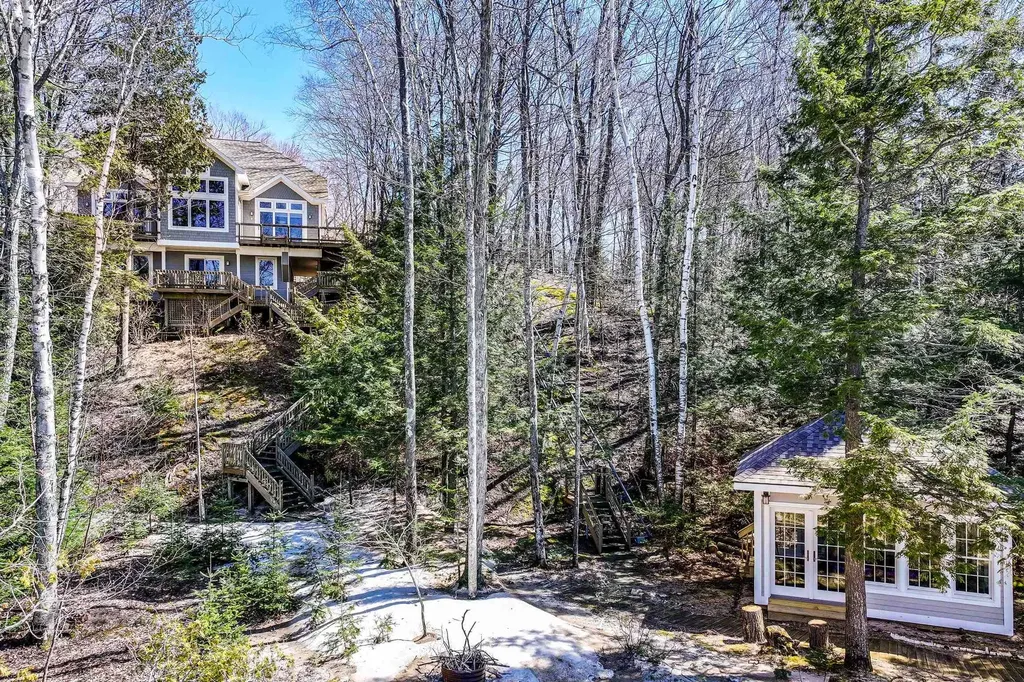 1995 San Marino Trail Torch Lake Township MI 49648